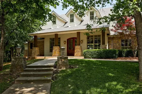 2300 Crestwood Dr, Jones, OK 73049