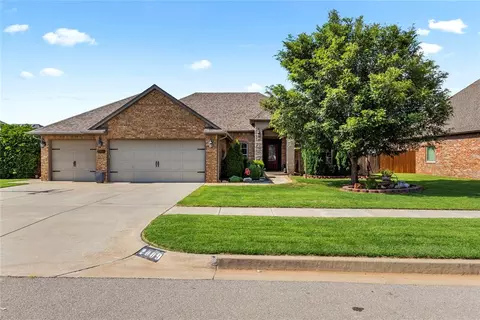 2009 Stratta Dr, Weatherford, OK 73096