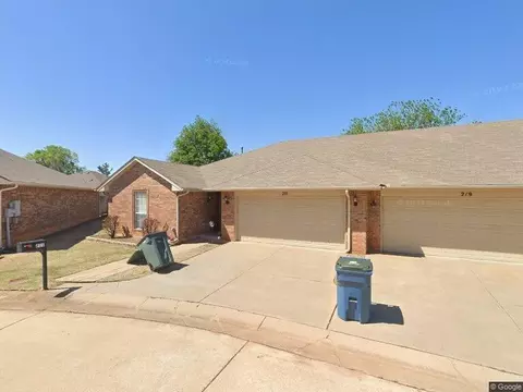 211 N Kelly Ave, Edmond, OK 73003