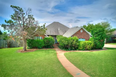 306 Cypress St Nw St, Piedmont, OK 73078