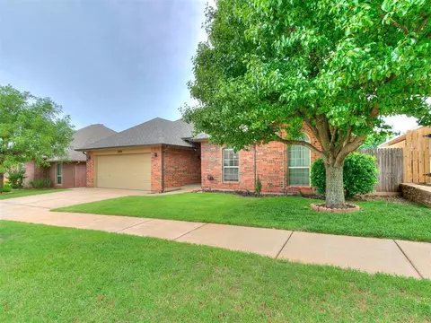 17021 Hardwood Pl, Edmond, OK 73012
