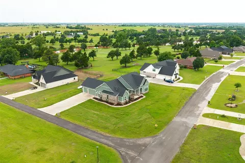 1801 Cedar Valley Mnr, Guthrie, OK 73044 photo 2