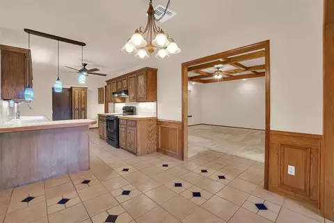 3217 Quail Cir, Altus, OK 73521 photo 13
