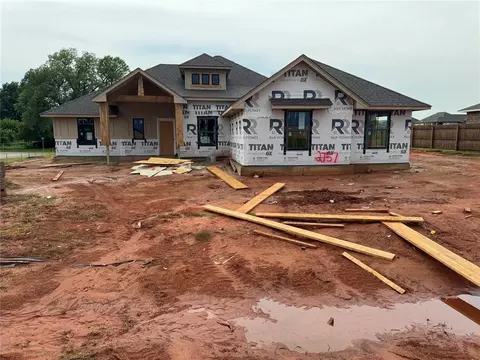 2757 Sherwood Ct, Newcastle, OK 73065