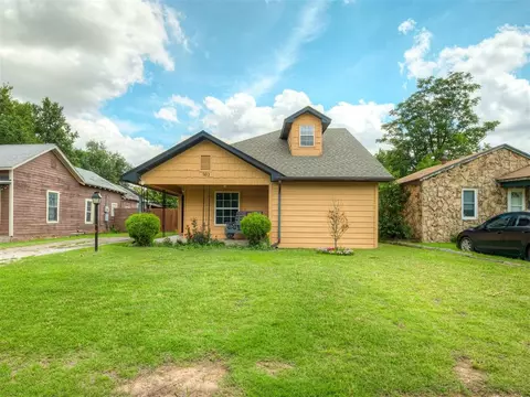 503 W Owens St, El Reno, OK 73036