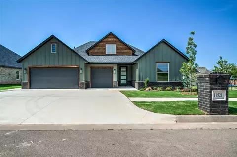 11521 NW 102nd St, Yukon, OK 73099