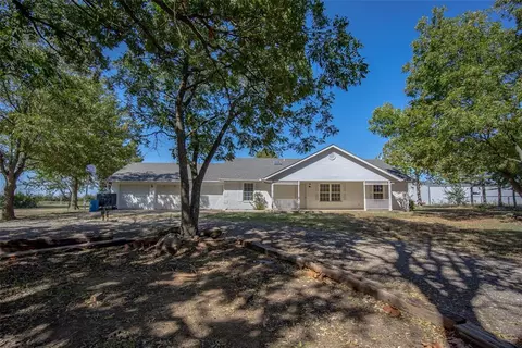 45350 Bob Crouch Rd, Tecumseh, OK 74873