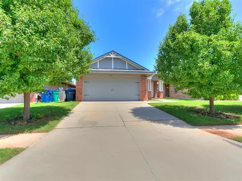 2365 NW 197th St, Edmond, OK 73012
