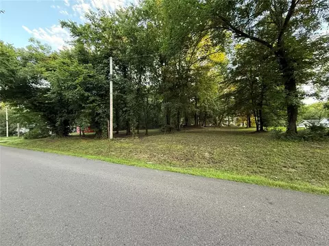 606 Campbell St, Broken Bow, OK 74728 photo 2