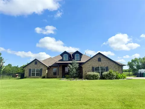 12717 SW 24th St, Yukon, OK 73099