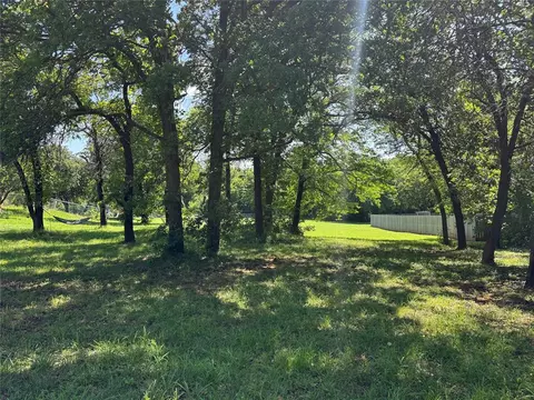 9916 Timber Ct, Oklahoma City, OK 73165