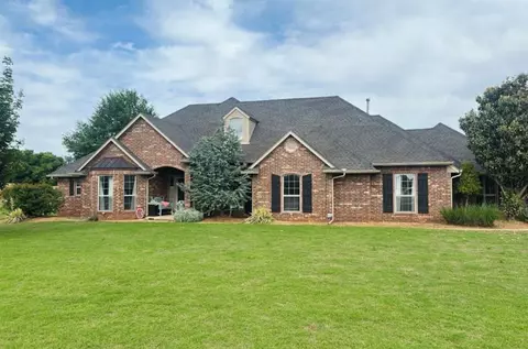 3955 E Deer Brook Trl, Piedmont, OK 73078