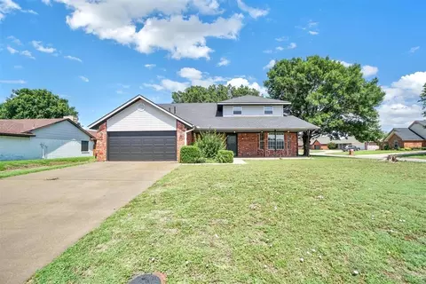 Exterior - 3112 Partridge Pl, Altus, OK 73521 photo 2 of 8