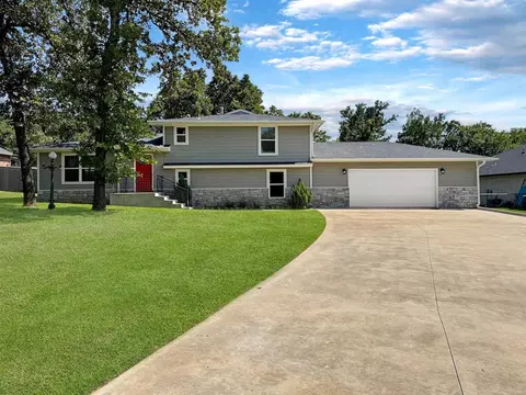 13704 NE 10th St, Choctaw, OK 73020