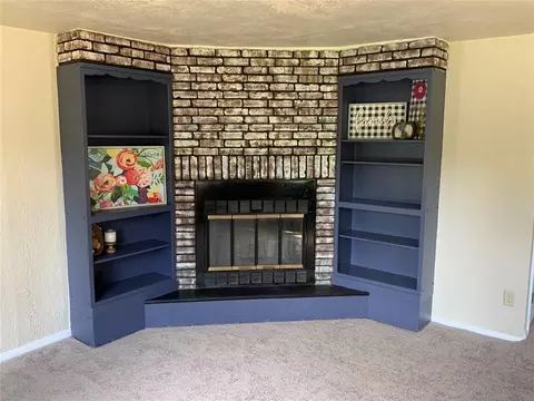 715 S 8th St, Chickasha, OK 73018 photo 3