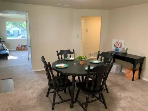 715 S 8th St, Chickasha, OK 73018 photo 5