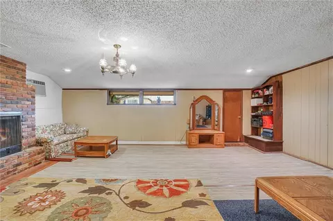 207 E Pine Ave, Sayre, OK 73662 photo 8