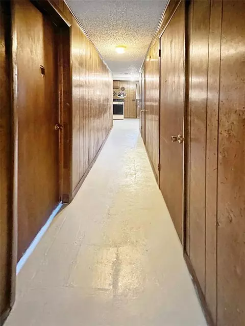 207 E Pine Ave, Sayre, OK 73662 photo 6