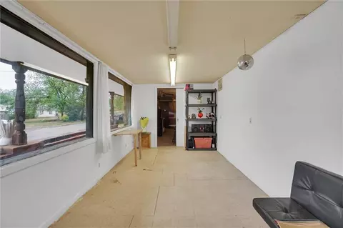 207 E Pine Ave, Sayre, OK 73662 photo 16