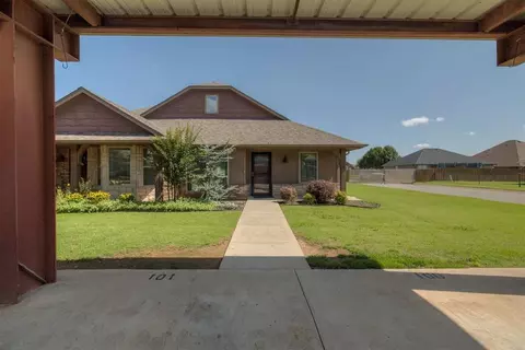 8921 SW 55th St #A & B, Oklahoma City, OK 73179