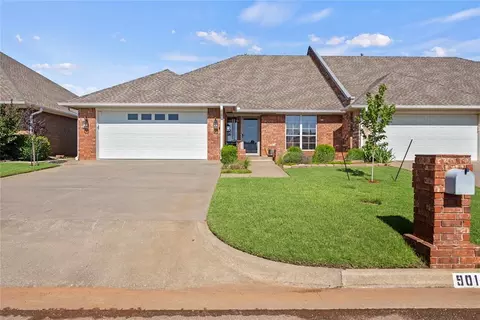 901 Gartrell Pl, Weatherford, OK 73096