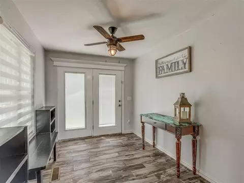 111 E Memorial, Marlow, OK 73055 photo 4
