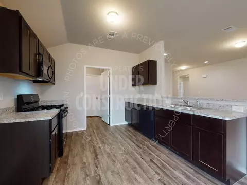 417 Kale Rd, Tuttle, OK 73089 photo 4