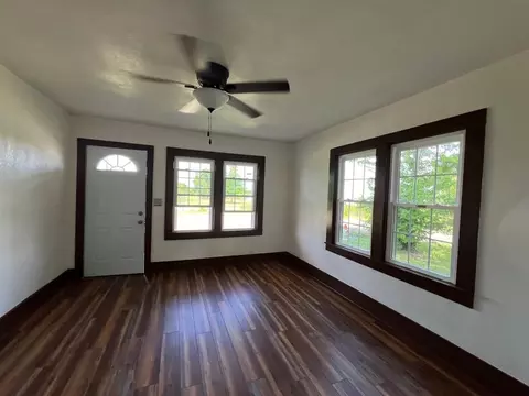 1001 E Vine St, Cushing, OK 74023 photo 5