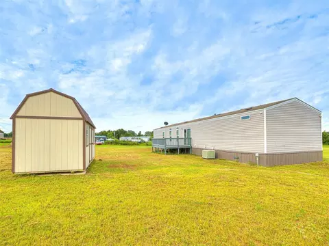 Undisclosed, Mcloud, OK 74851 photo 12
