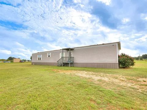Undisclosed, Mcloud, OK 74851 photo 11