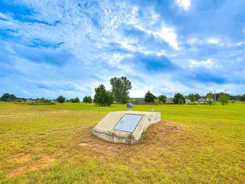 Undisclosed, Mcloud, OK 74851 photo 40