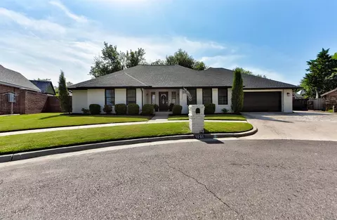 1001 Fountain Gate Cir, Norman, OK 73072