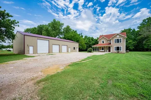2251 NE 108th Ave, Norman, OK 73026
