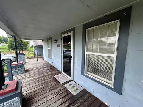 102 Ne Ave, Cement, OK 73017 photo 4