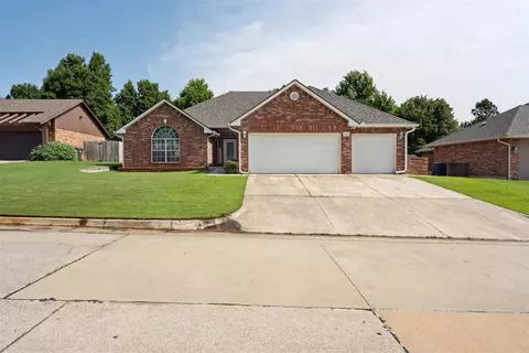 12417 Sussex Dr, Oklahoma City, OK 73130