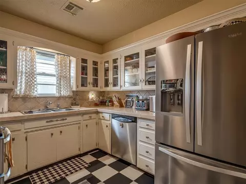 3708 N Bryan Ave, Bethany, OK 73008 photo 18