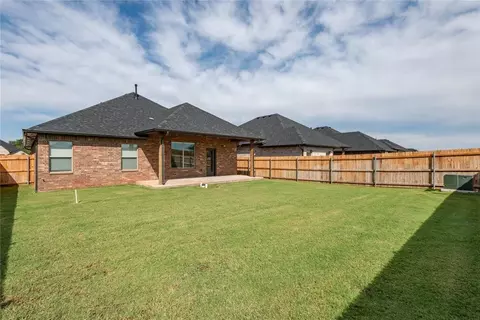 1220 Colonial Ave, Tuttle, OK 73089 photo 24