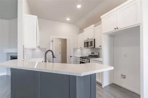 1224 Colonial Ave, Tuttle, OK 73089