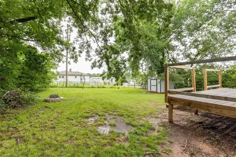 115 E 11th St, Edmond, OK 73034 photo 35