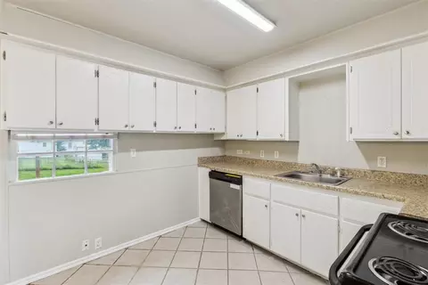 115 E 11th St, Edmond, OK 73034 photo 15