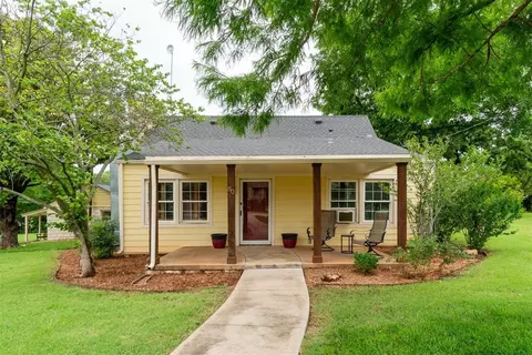 80 E Shore Dr, Arcadia, OK 73007