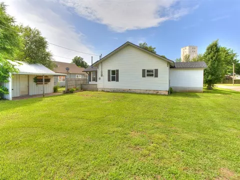 204 E Washington St, Crescent, OK 73028 photo 31