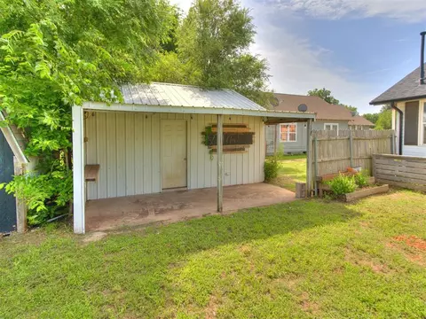 204 E Washington St, Crescent, OK 73028 photo 32