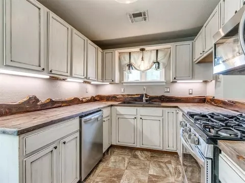 204 E Washington St, Crescent, OK 73028 photo 14