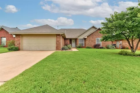 8517 SW 36th Ter, Oklahoma City, OK 73179