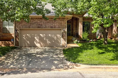 1707 Tenbears Rd, Edmond, OK 73034