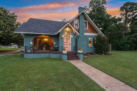 1828 S 7th St, Chickasha, OK 73018