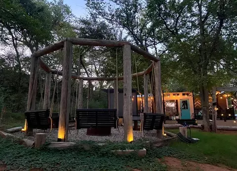 513 W Johnny Bench St, Binger, OK 73009