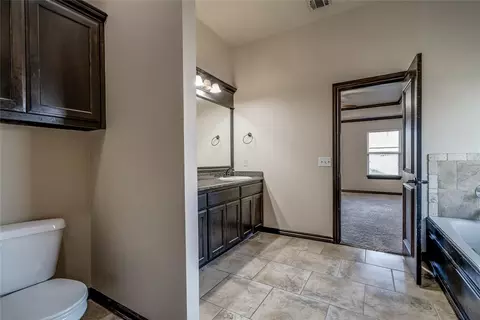 3904 Normandy Rd, Edmond, OK 73013 photo 46
