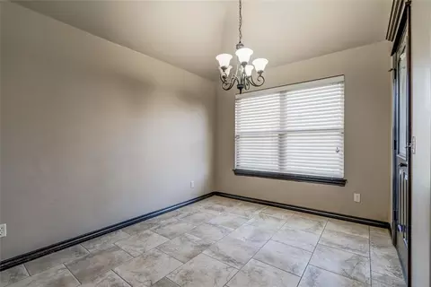 3904 Normandy Rd, Edmond, OK 73013 photo 31